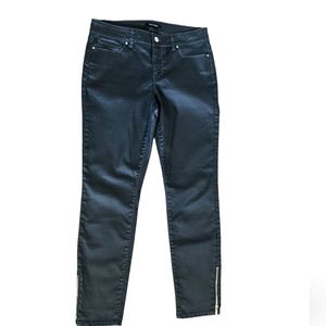 WHBM Women's Zip Hem Coated Skimmer Jeans